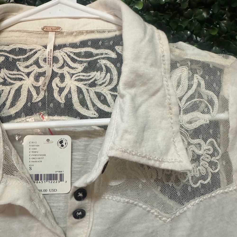FREE PEOPLE Rosebud Cuff TOP/BLOUSE - Picture 12 of 15